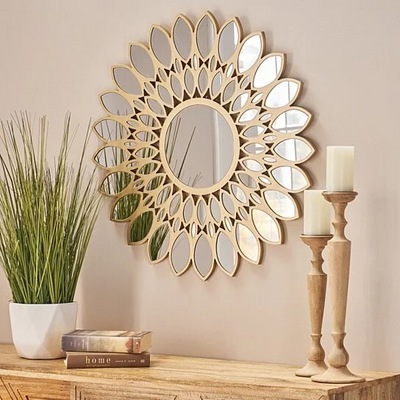 Crown-Worthy Wall Art & Mirrors